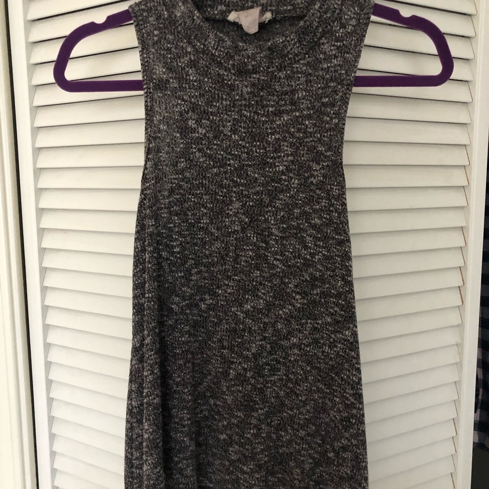 Dark gray tank top